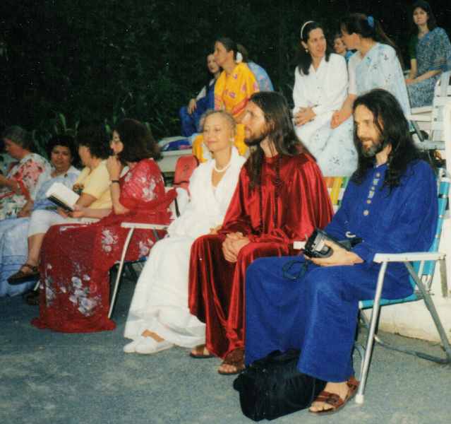 Olga, Vissarion und Vadim bei Sri Chinmoy (Juli 1997)